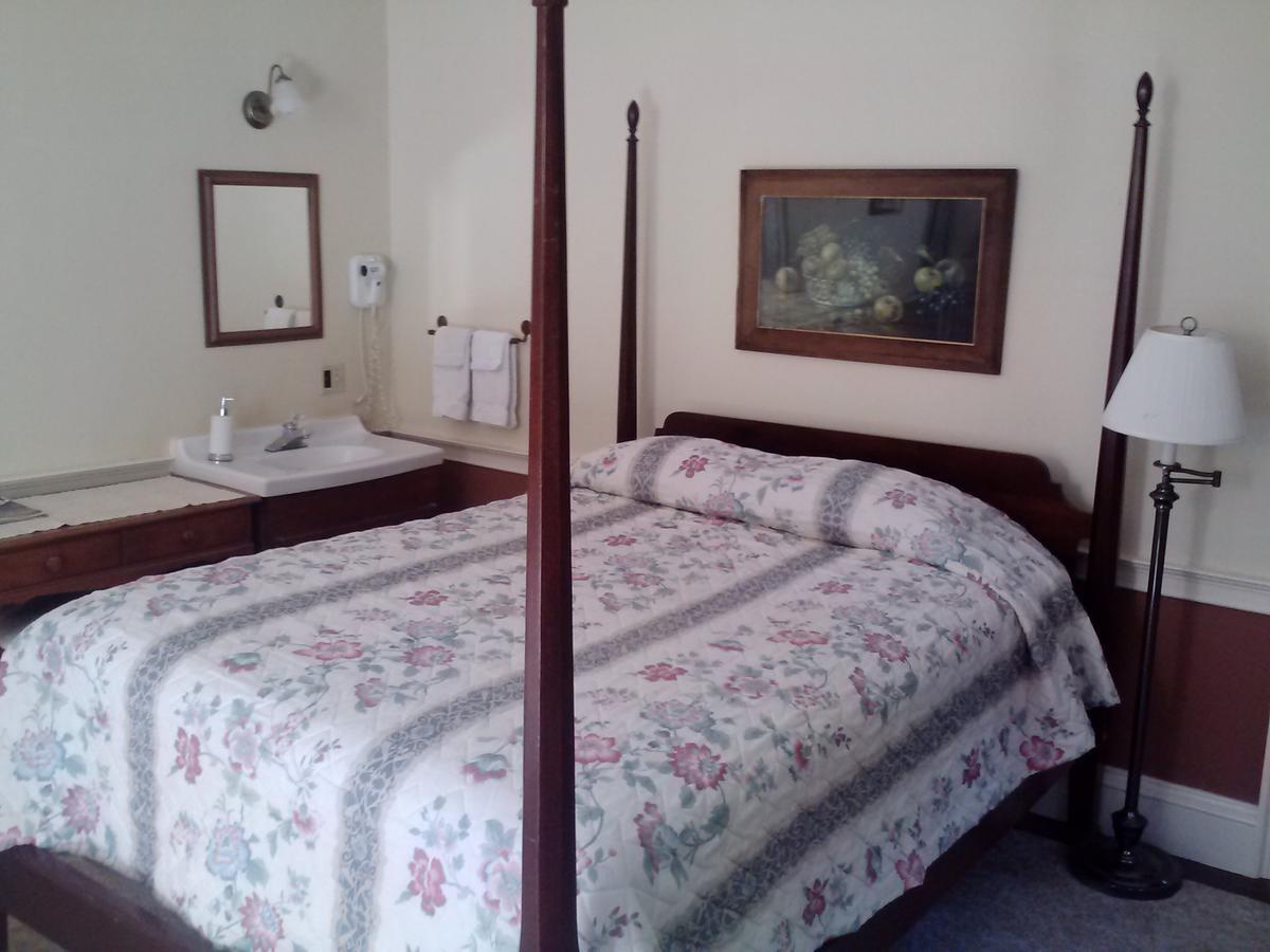 The Chipman Inn Ripton Εξωτερικό φωτογραφία